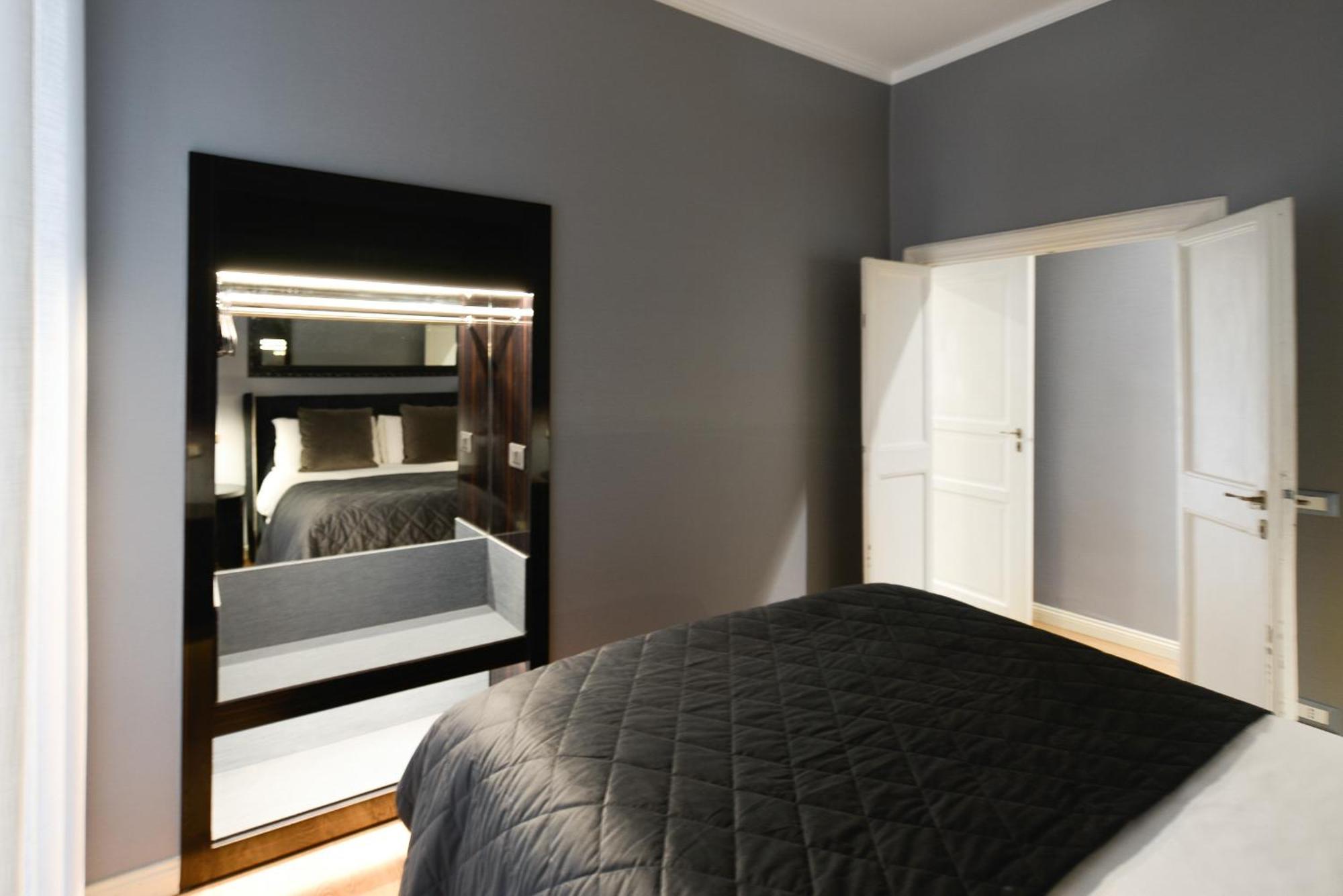 Belsiana - Elegant Apartment In An Exclusive Location Рим Экстерьер фото