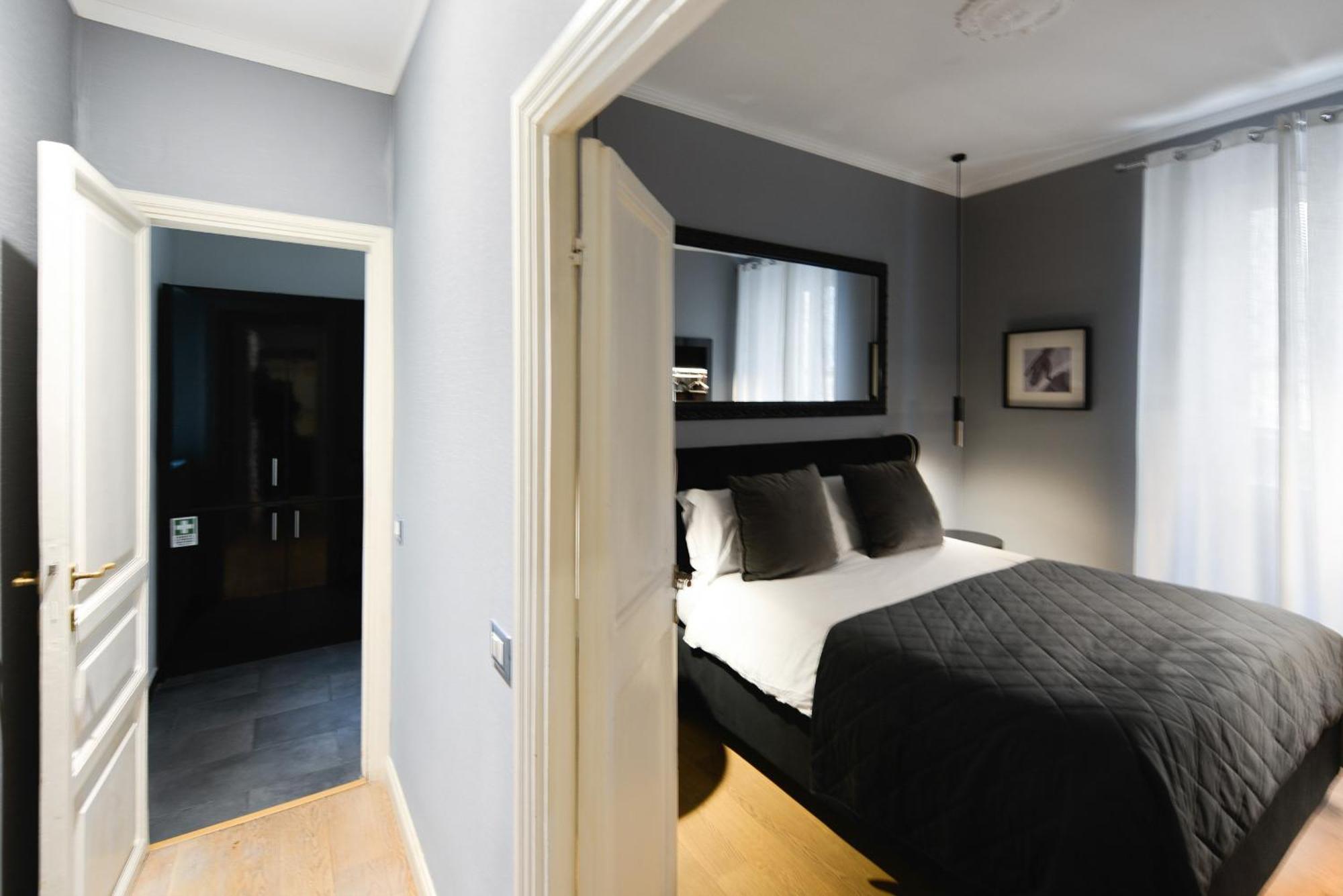 Belsiana - Elegant Apartment In An Exclusive Location Рим Экстерьер фото